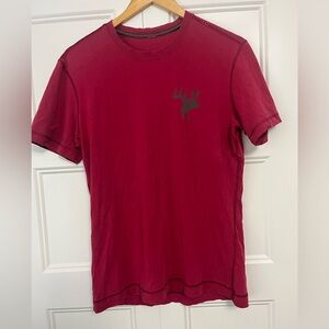 Rare Lululemon men’s deer tshirt